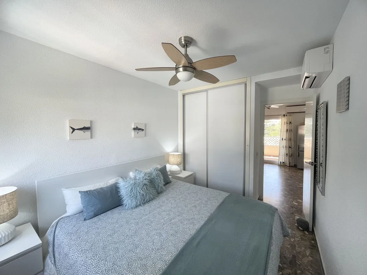 30e30f64-442c-4e5e-9dcf-727fe7ba8240