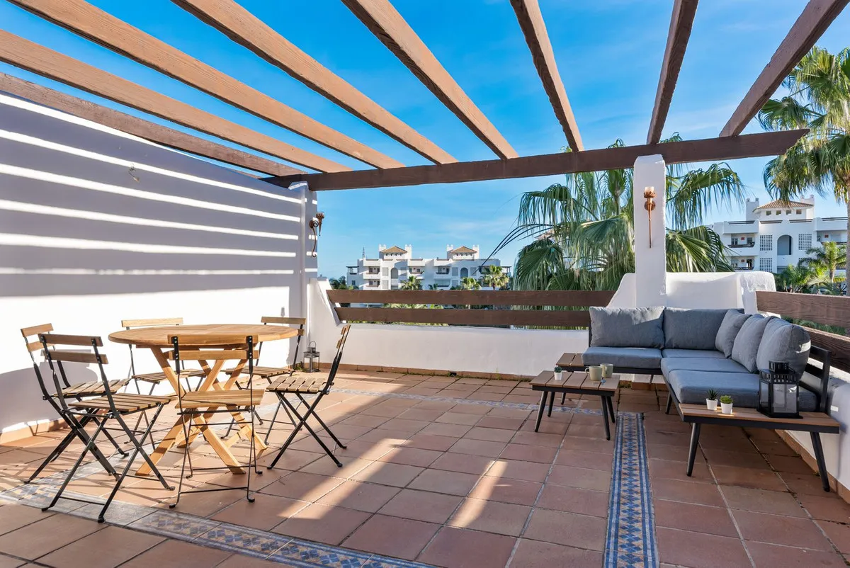 74626437-620c-4094-9bcc-3e7d89ba3a97