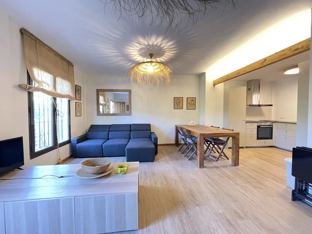 6daae778-c694-4f21-bd23-84ffb37011b2