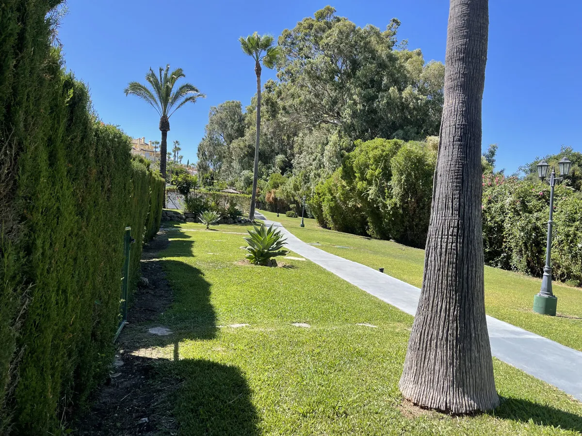 ad3f8271-d4f7-4175-ada2-84aa7e9a28d2