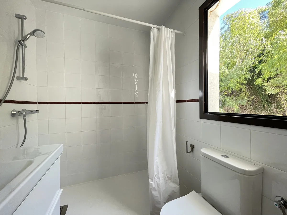 dc0d5f3f-7dca-4e8a-81ce-16d33dfb613b