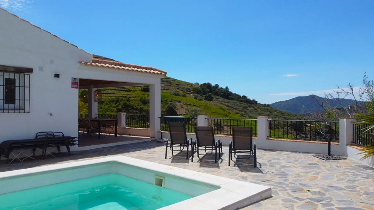 54561c59-08f6-4401-a179-71dab6274407