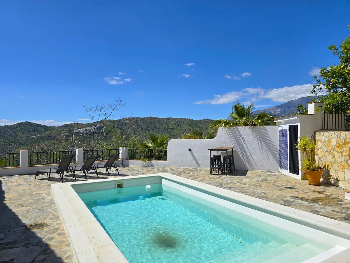 59d0b79d-245d-48e6-b150-9633916cb253