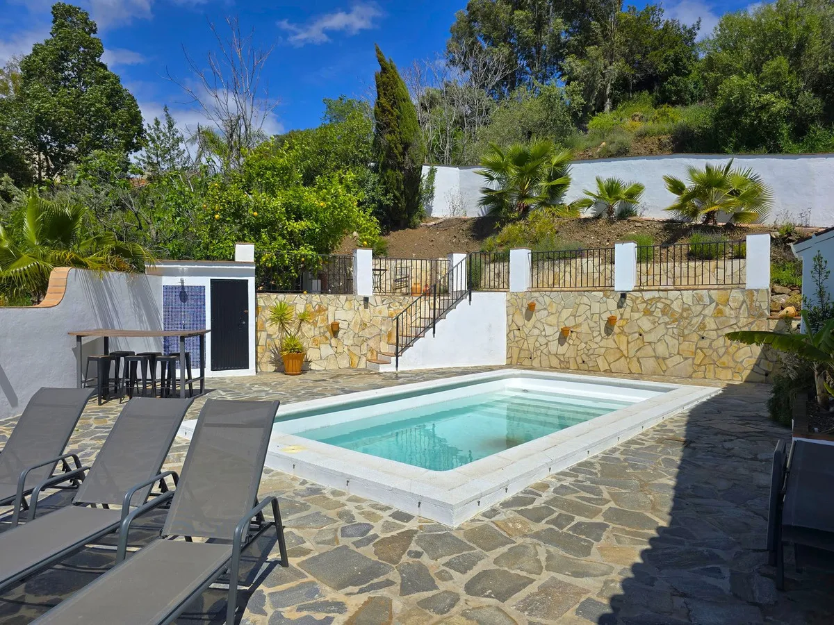 a6743473-2e6e-4ae3-b2de-cd9d67be1afe