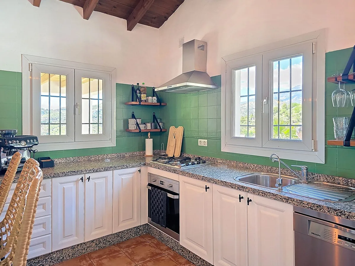 c1a91785-8af0-46b6-98dc-a24afbc7afac