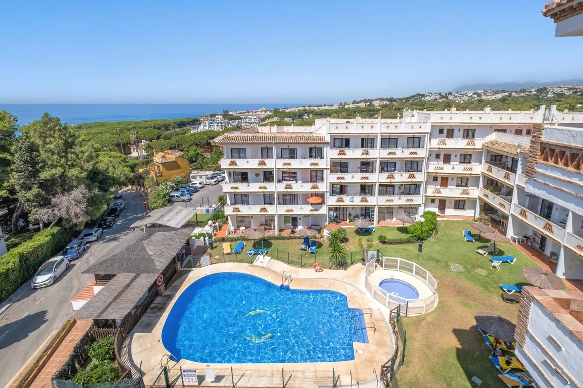 0cdaf1ba-9006-485e-b7a0-84afa9c4c1b9