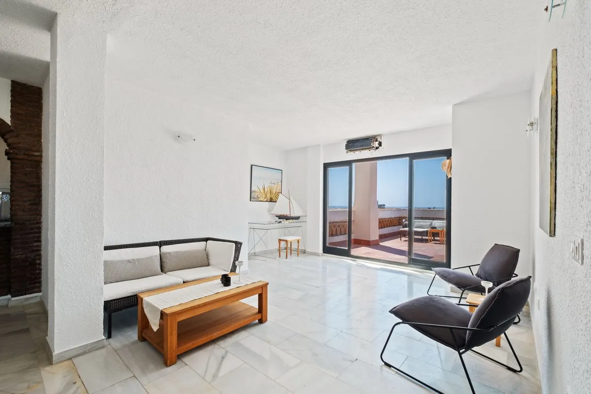 17bcf07f-4c62-4c10-8dcf-42e2dc9c008d