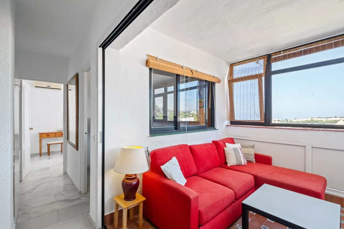 4fcd2ecb-d364-4f51-bac1-a28de7a61bbb