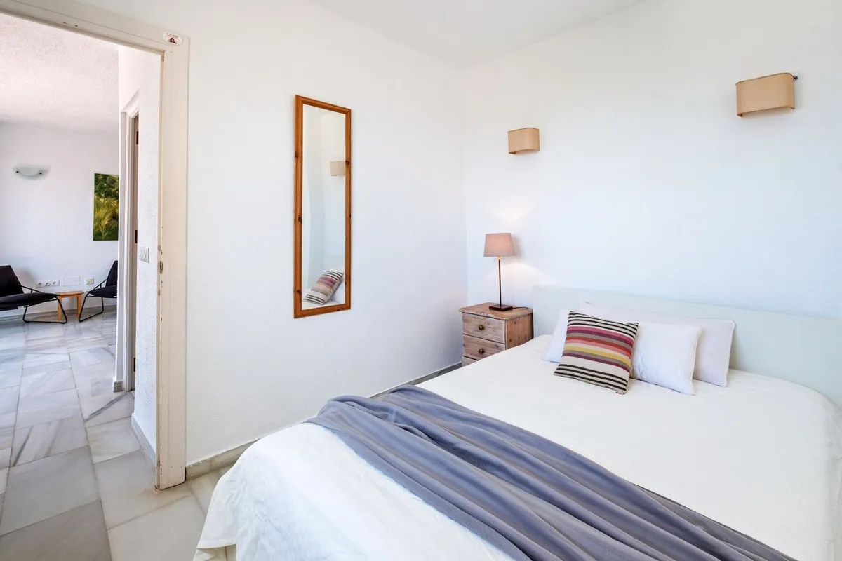 8fe535be-86f2-489e-9740-a8fc6f06aabe