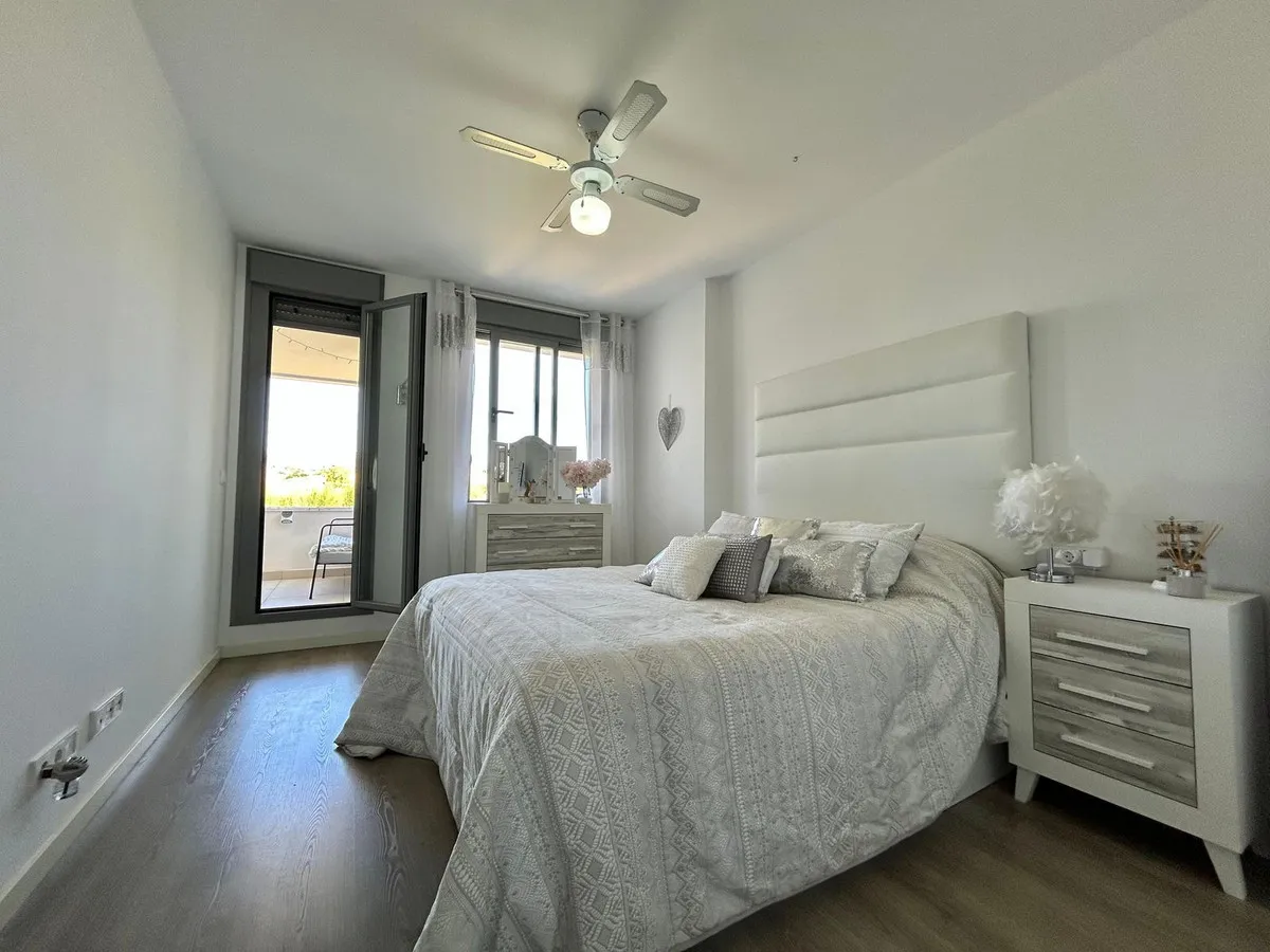 72415bdf-c2ee-4b62-b0df-f806a561acc1