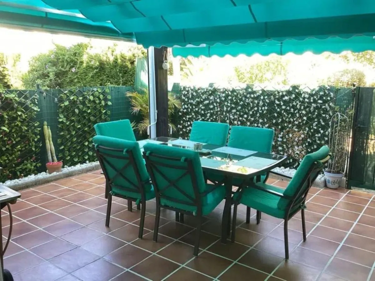 1ab07002-b741-4e2c-a069-f5dae88ff46f