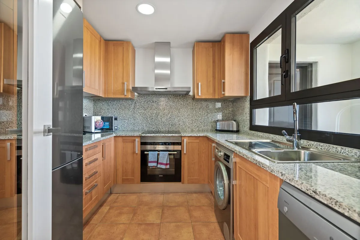 5914dc83-08fd-4f84-b020-390707e6cc7b