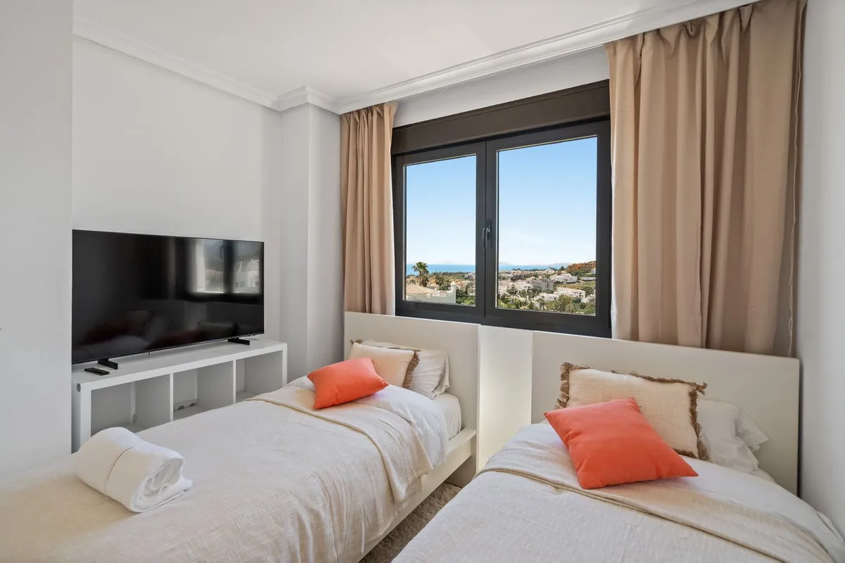 ca344995-20d2-4a6c-a03a-5e4458eba3cd