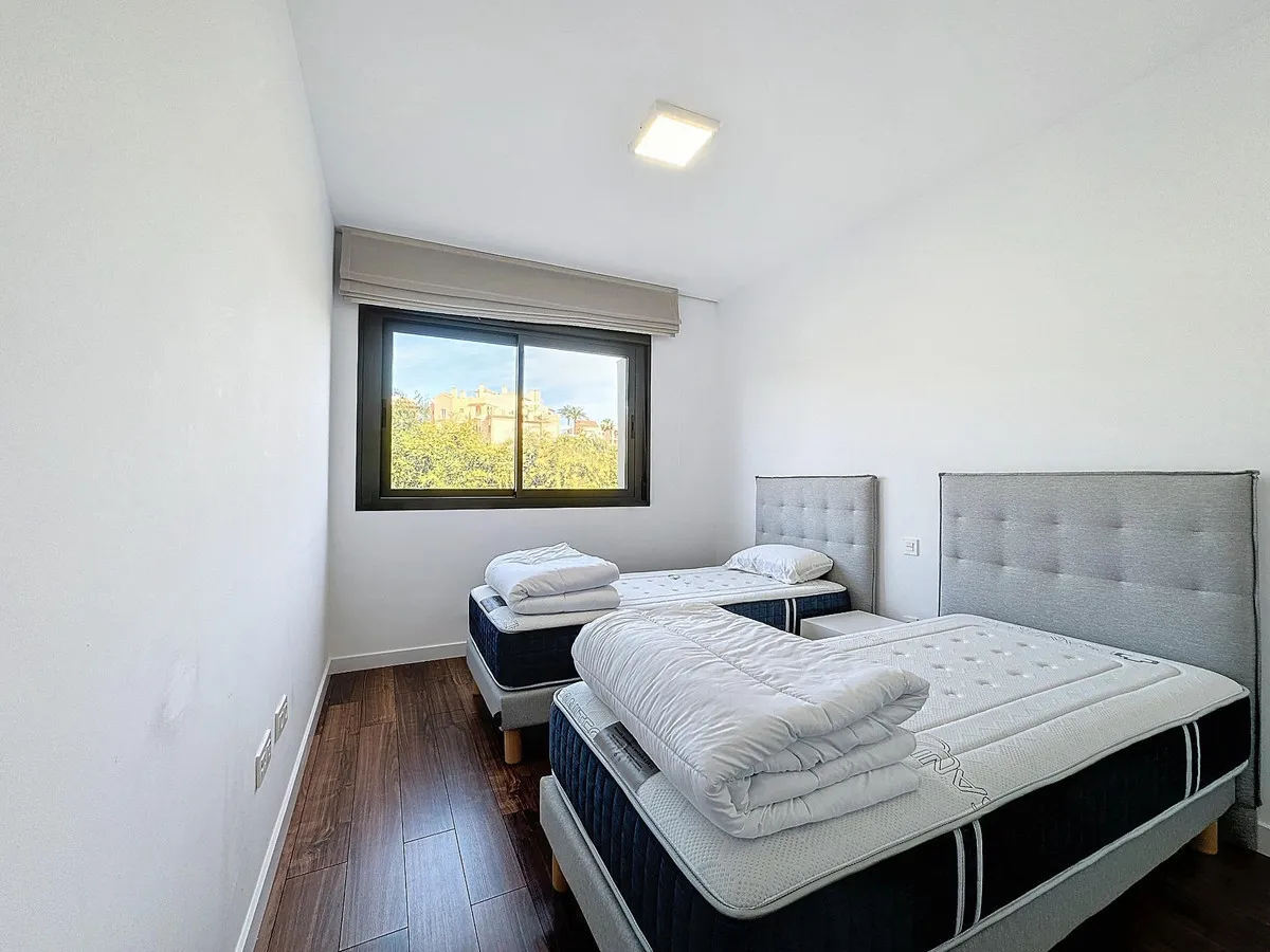 6bf33d05-09f5-4d66-9cde-efb77be063e7