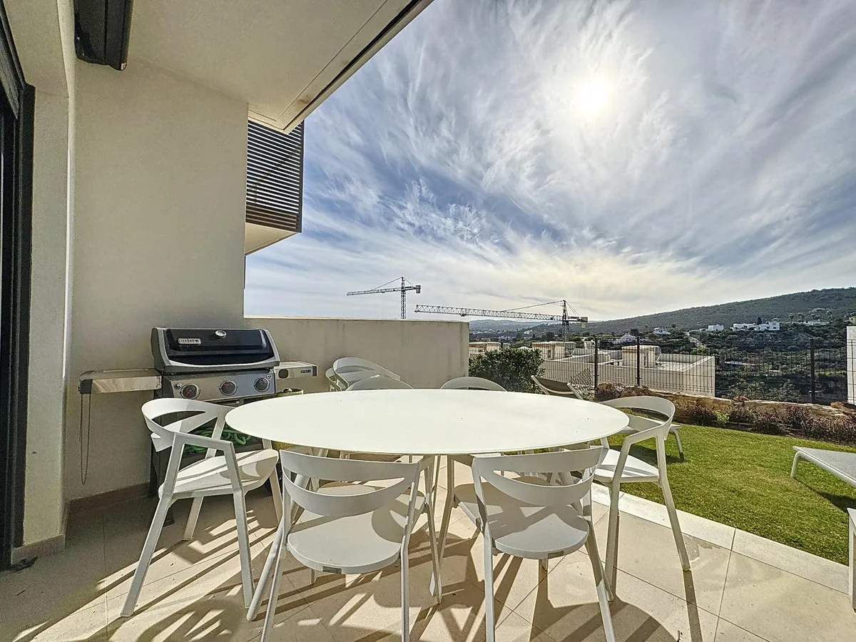 ad63df27-abef-4687-b26e-60b3aee6f7df