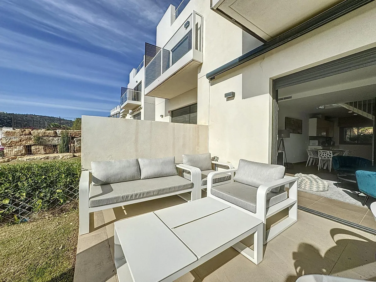 eb566186-9e29-477e-add2-4c31ef197abf