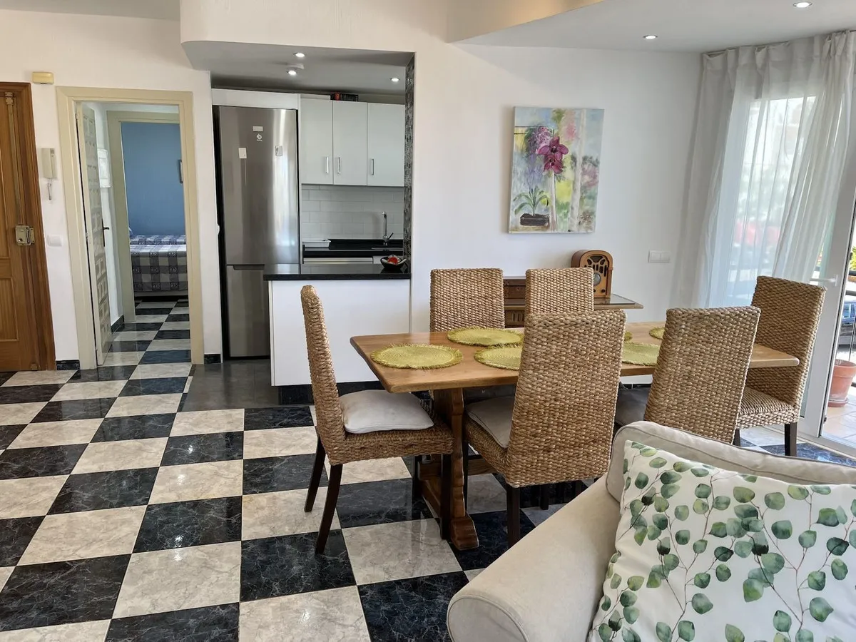 3d08f463-6482-49f1-b532-000c5aa19a3a