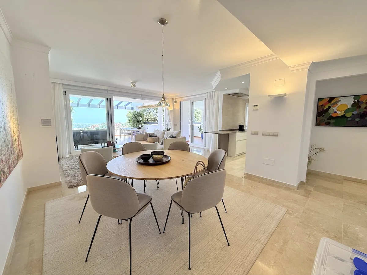 306d4d9f-5a6a-416c-9bdf-047a5710ecab