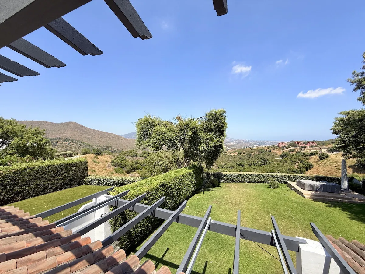 9a12f847-7aa1-47d4-bb82-ae0354aab6e6