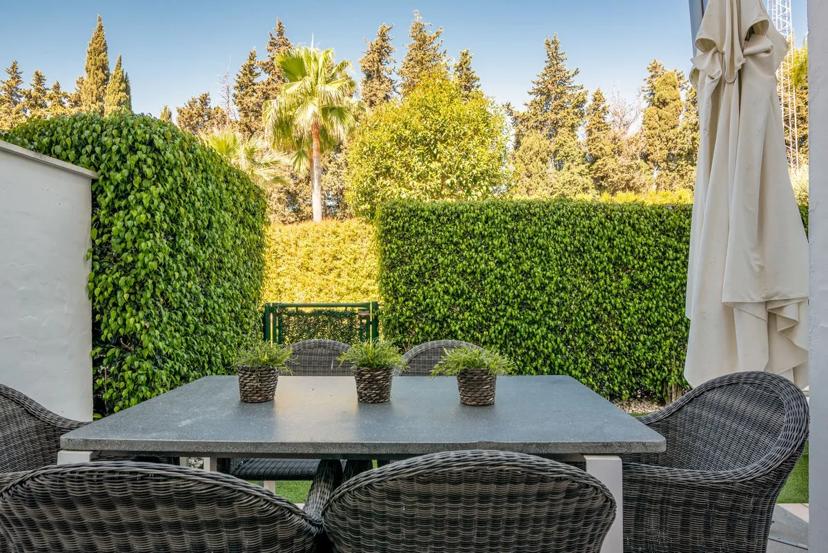 3ea4aa9d-ea66-4ed3-965c-0e26c612240b