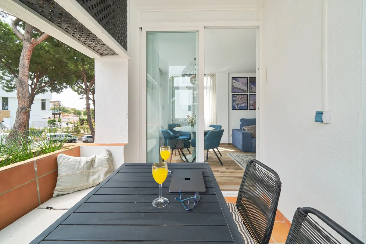 0ddd8040-d126-48ba-bc52-8c8042c9e337