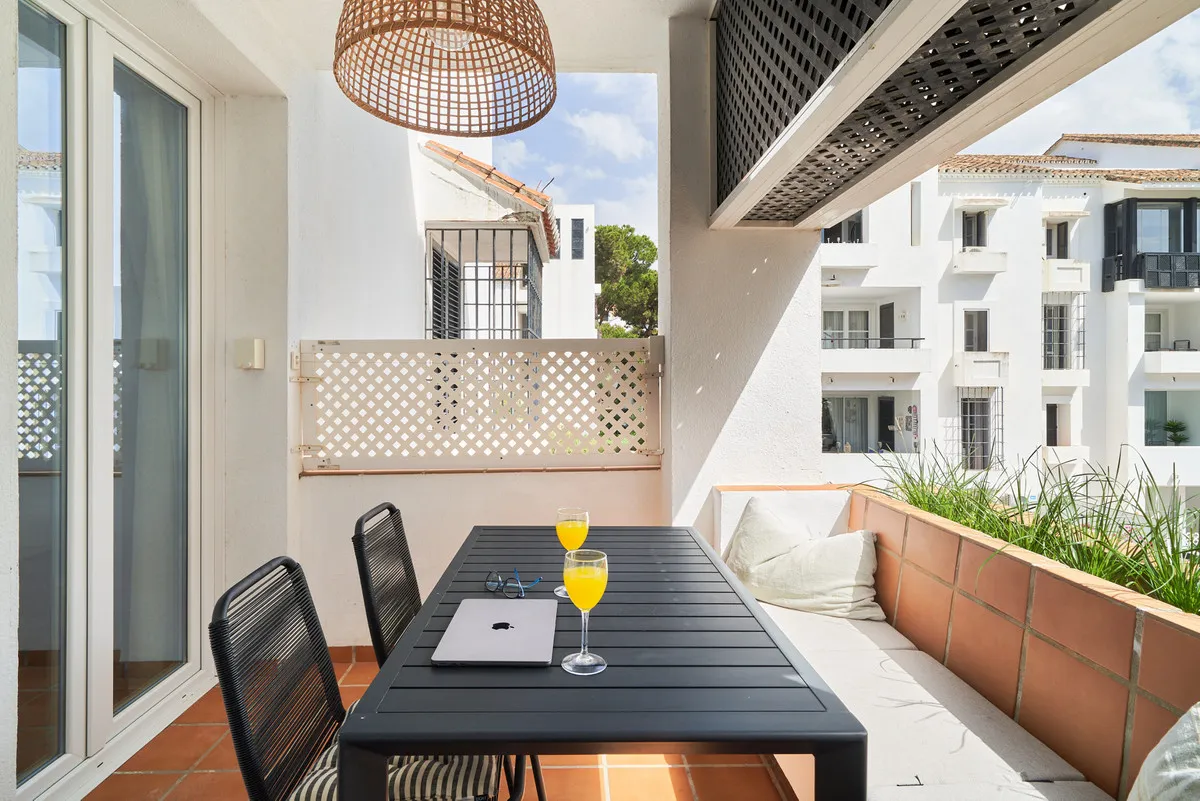 39bdacd5-e779-4828-beb7-8b393412c10b