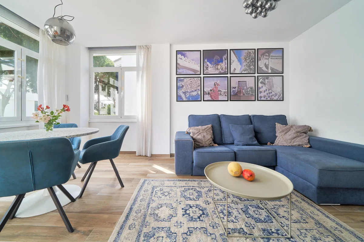 74a0f998-2e6e-41a9-9366-4f00765ff8fd