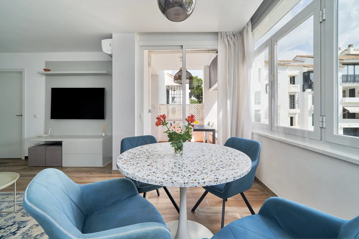 8a8ae86e-7f2e-42ad-b0b1-0a057d4ae495