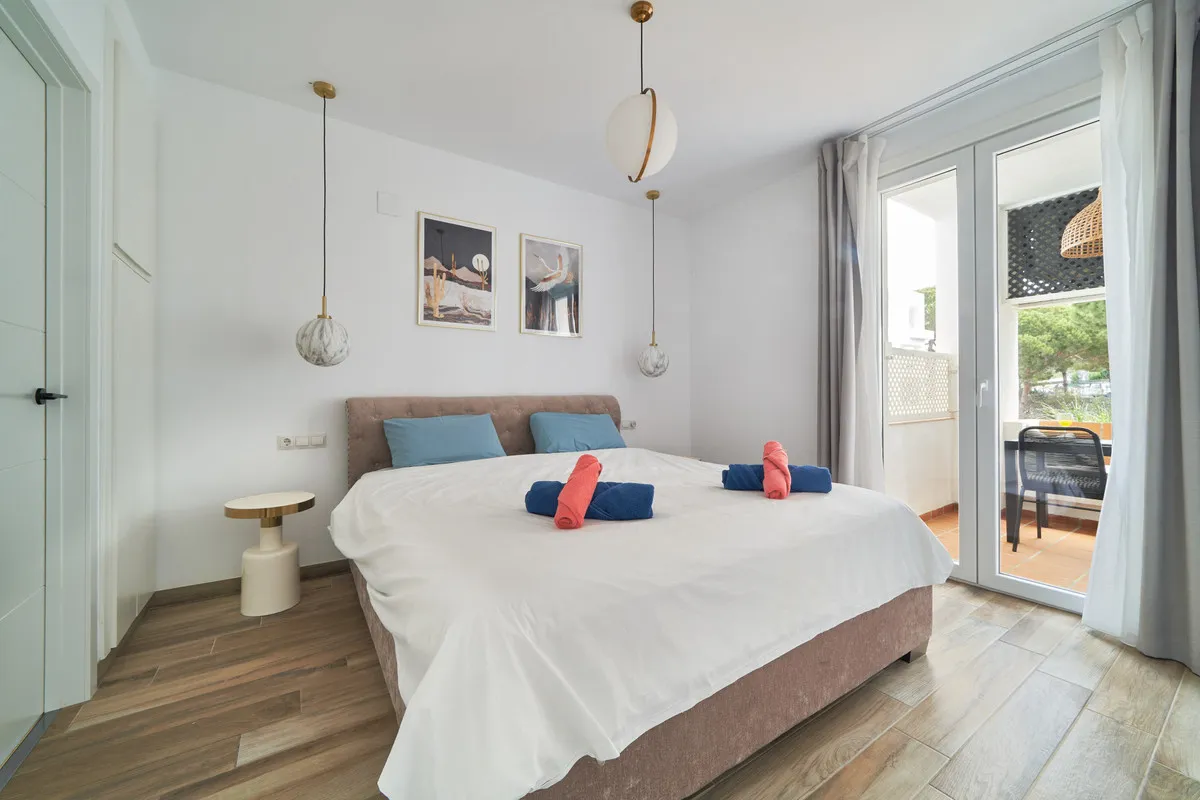 d5bb45d6-fb82-42ae-ae7d-25cc099e93d0