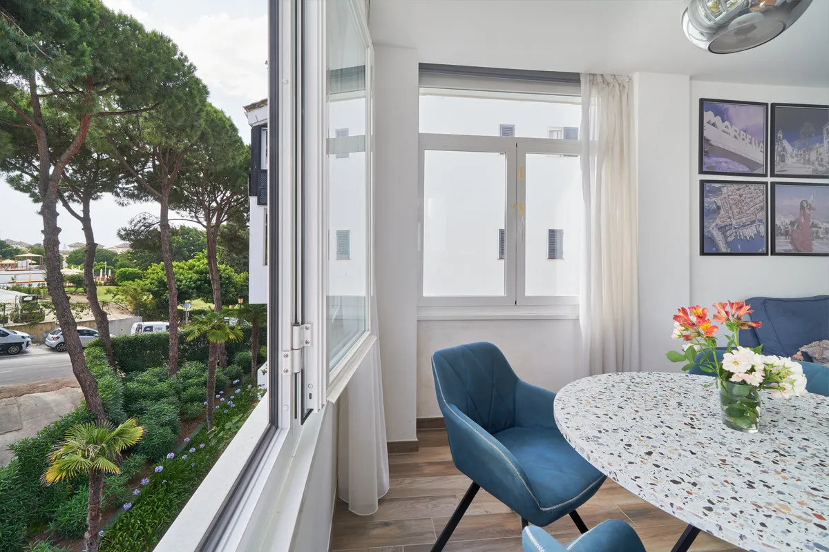 d805504f-2166-43b5-b13f-6d81d7938800