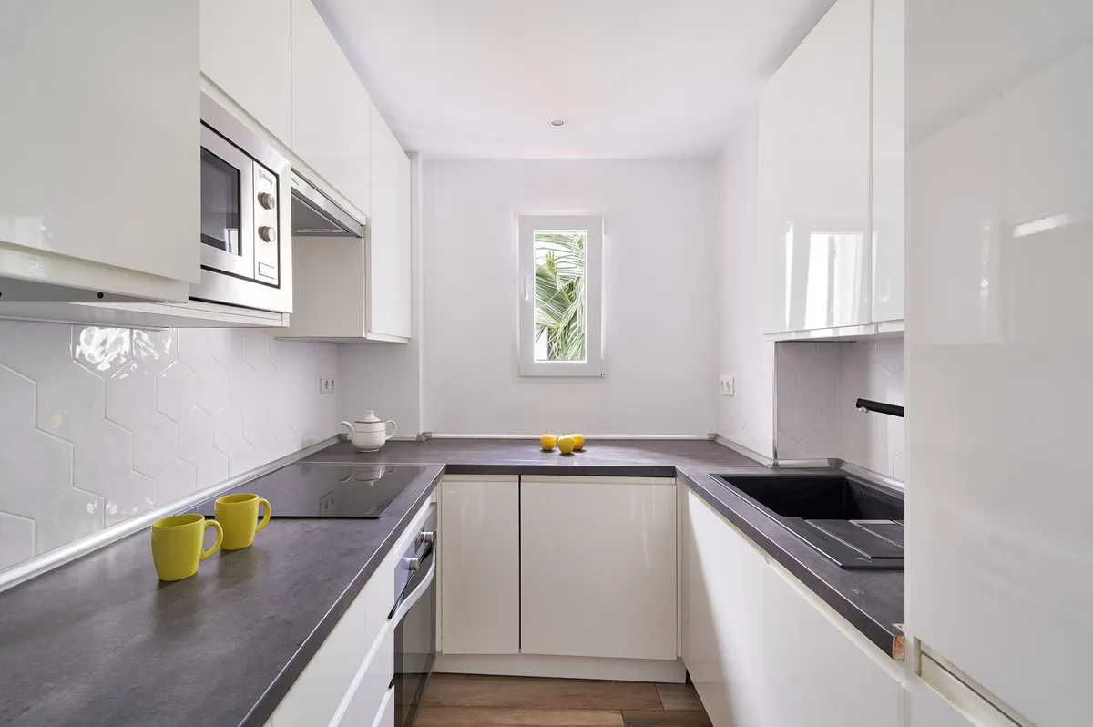 fe54b40a-216c-49b0-b8fa-85b343265843