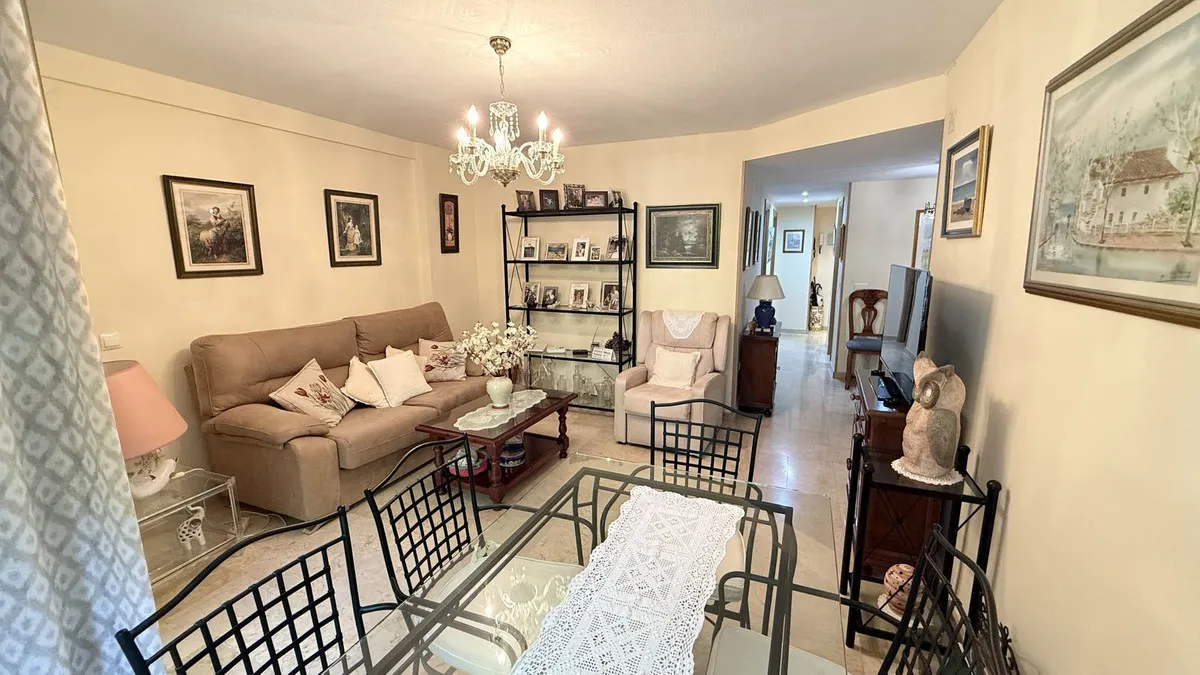 07785088-b305-4c54-913f-0c685b038e09