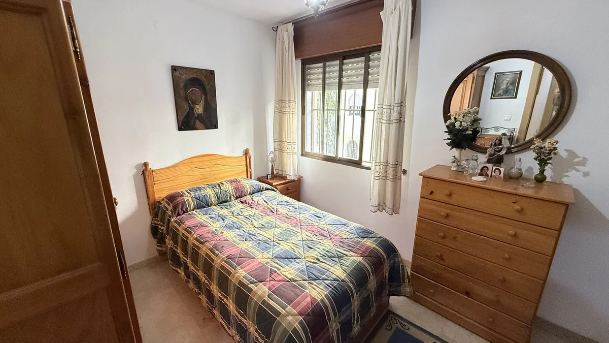 40225af4-267c-4ebd-bdbd-9db7fbde1063