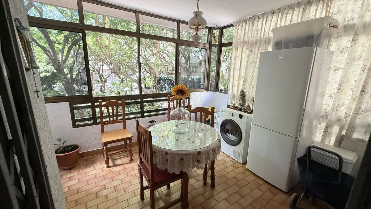 4f254d04-16f1-4685-b633-110815ea79ed