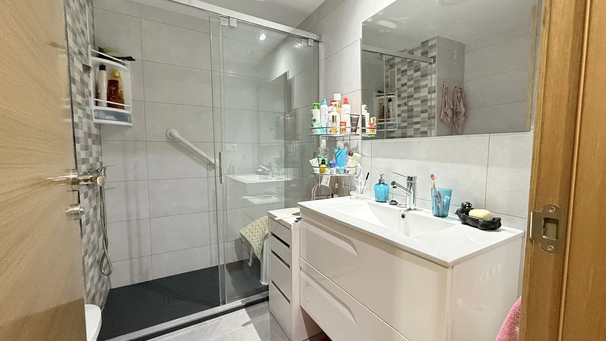 fd8debe3-ab20-4542-aa18-d4f3a02329c4