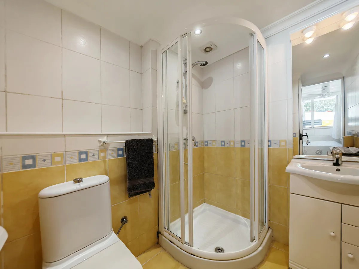 8e813f77-36d7-4c57-a75a-339a6ce17a3a