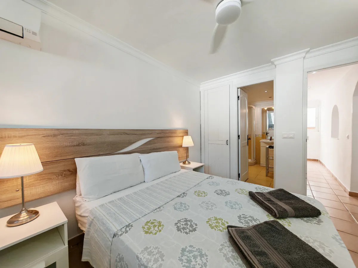 e27e400c-44e4-4868-a639-11f620d835a3