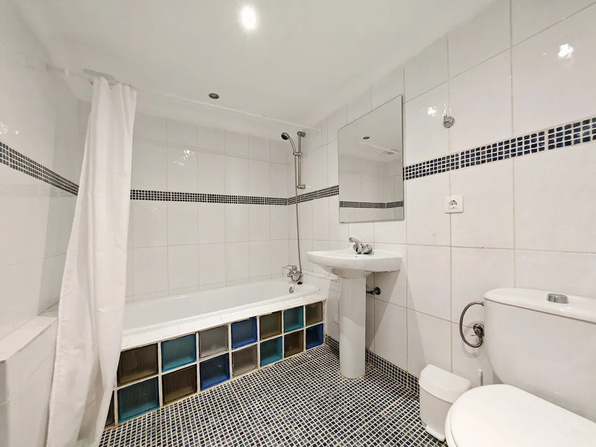 e3cfdd15-5c3d-4c41-a707-69f9aae77ad4