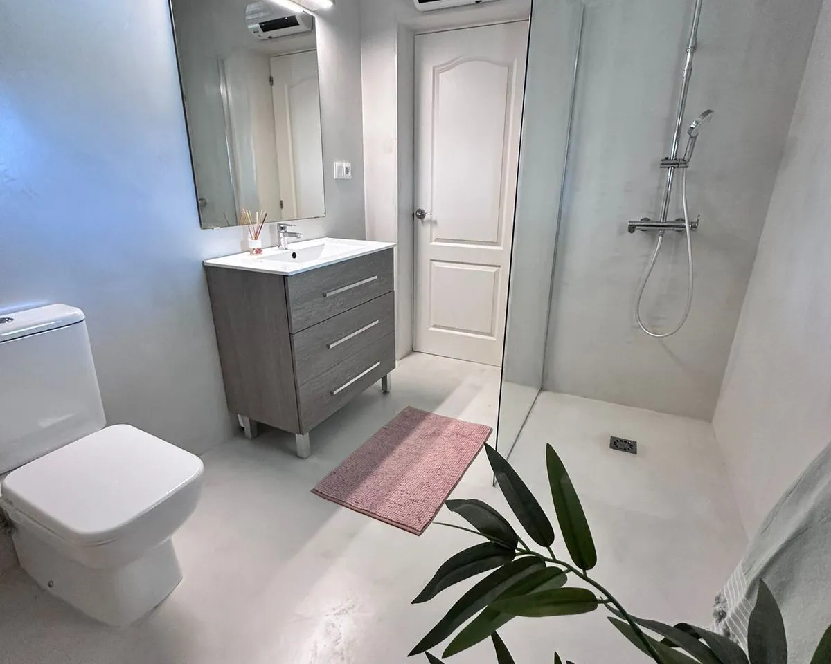 74c4d2aa-6cfc-4b2c-99b4-6b738e2769f4