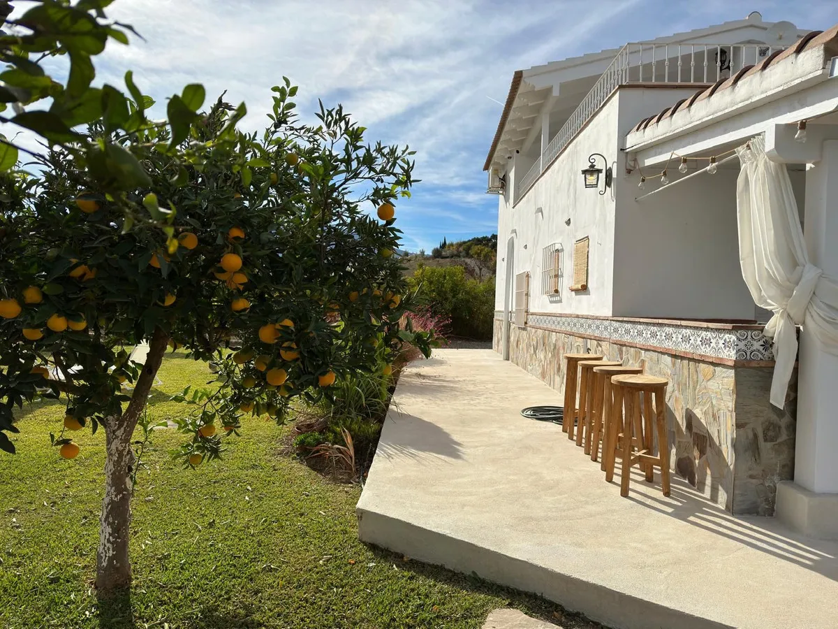 acfe50c2-3e73-4dd3-ac7f-d397032c51f1