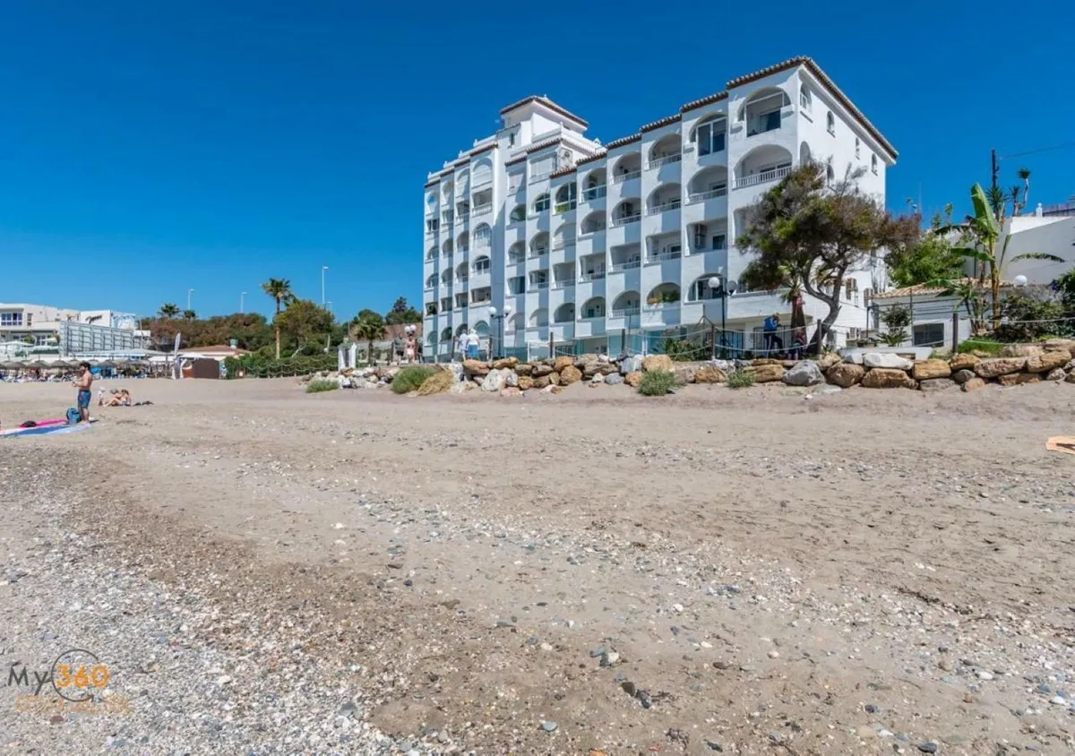 0b3cbf0d-8aa4-4cca-83b9-3d7b9827e649