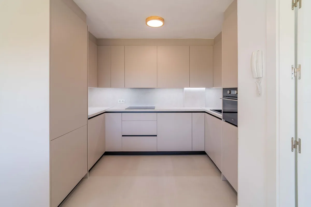 a7dbf06f-9824-4b7d-af23-fcfdb8d2f0f8