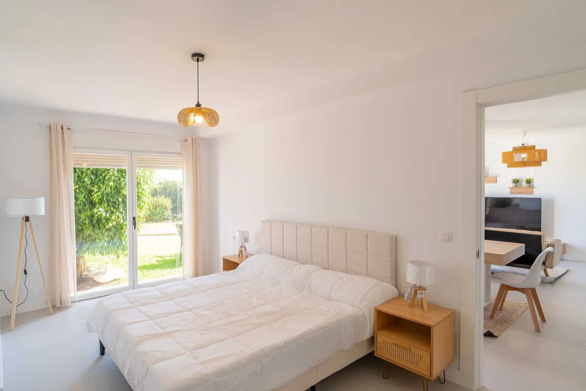 fc5b176f-76eb-4f5e-bf5d-37656ca1b46e