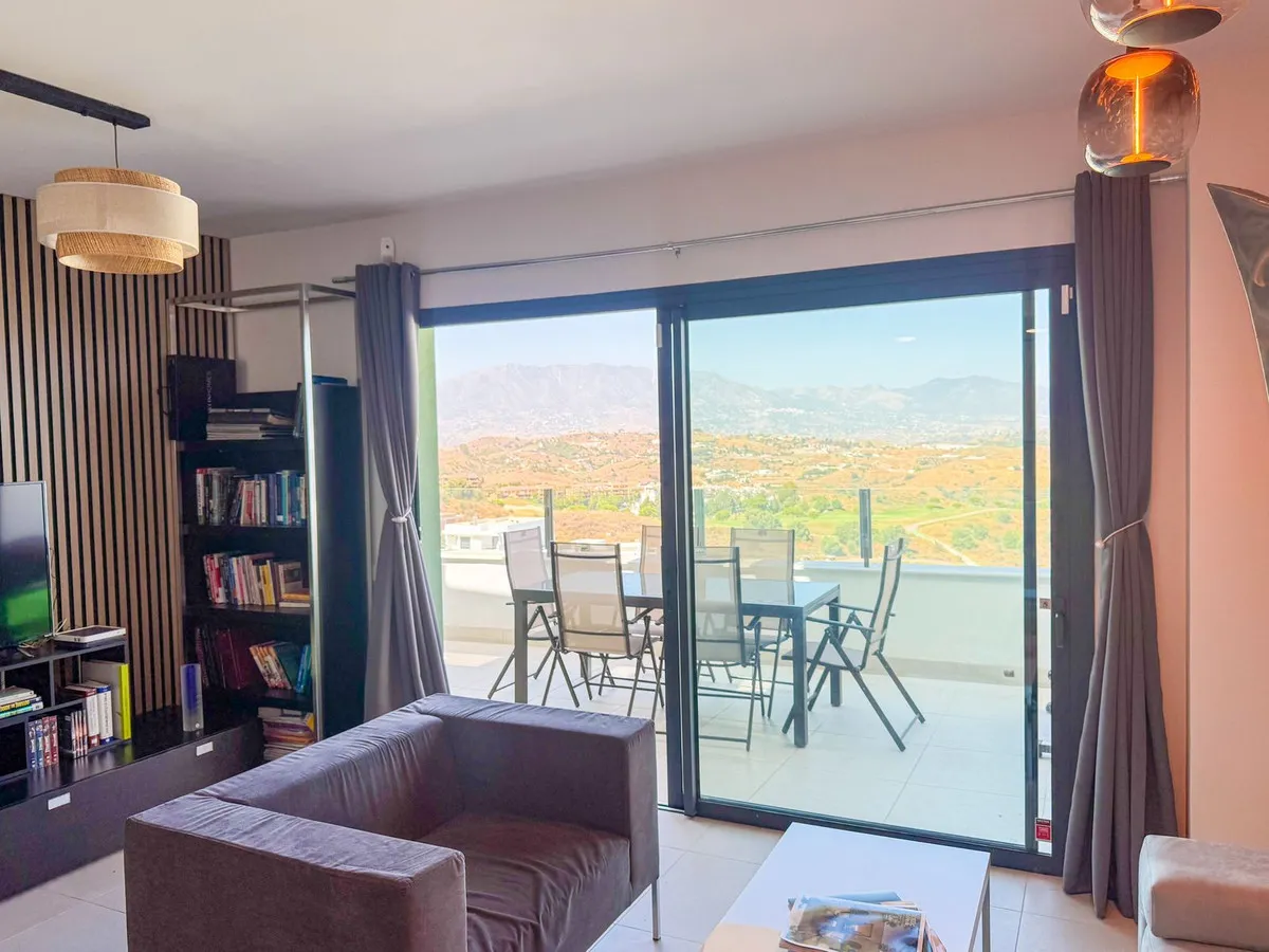 2a63bb26-2471-4863-b7da-4590f84959f0