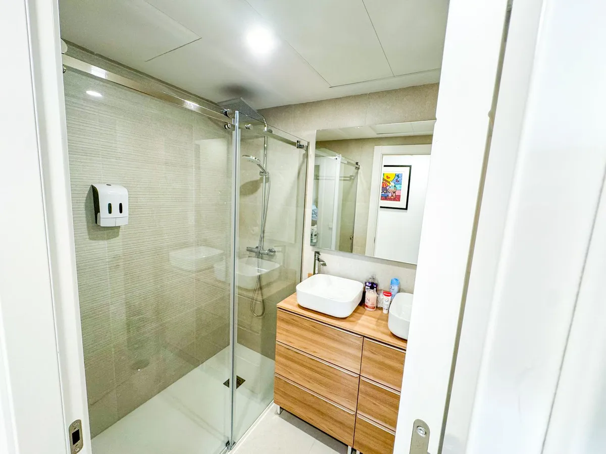 33175d5a-f986-4701-b37e-246432b8bb14