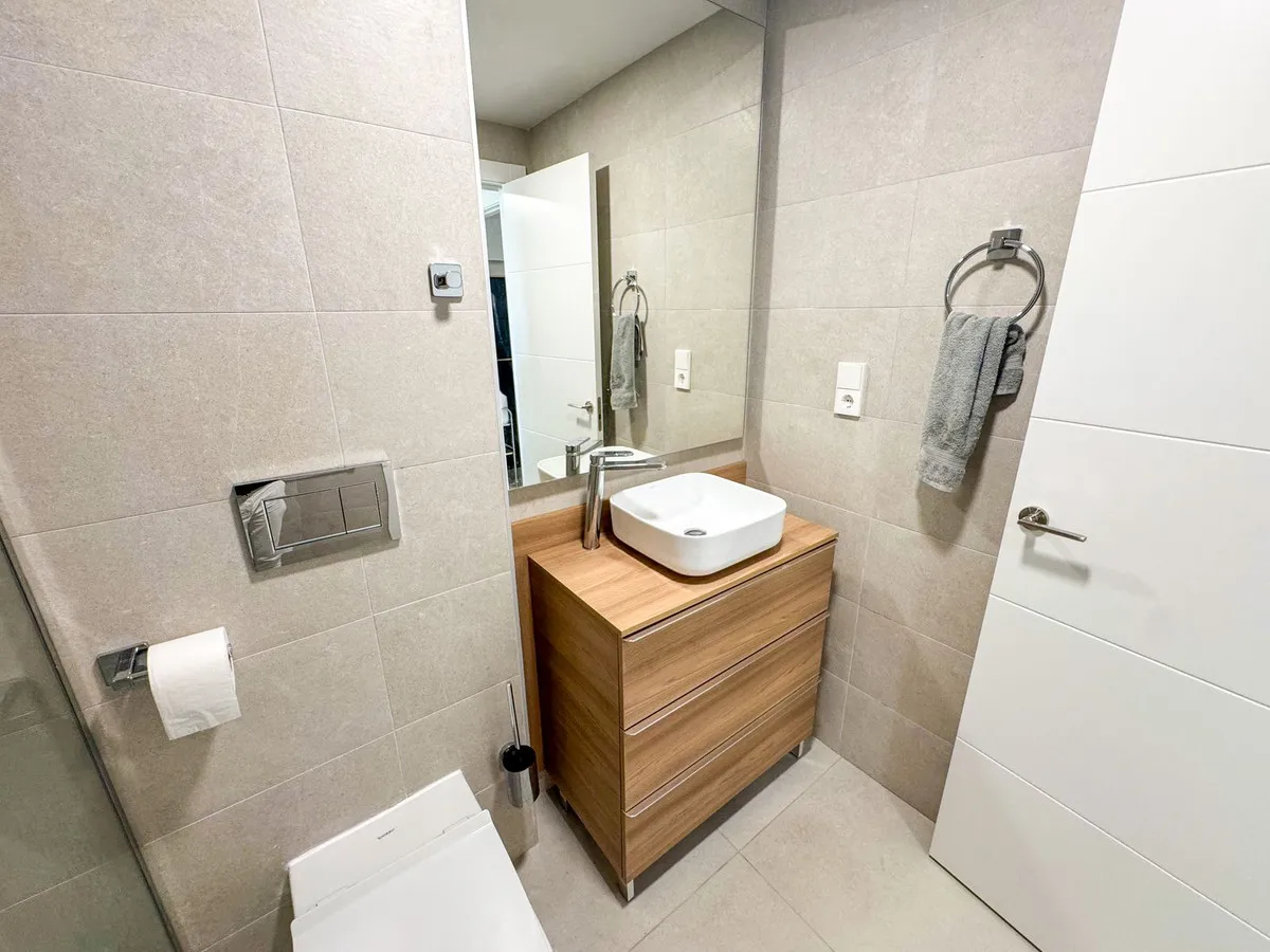 5e7f1966-63b9-470a-b423-fdbbb299094d