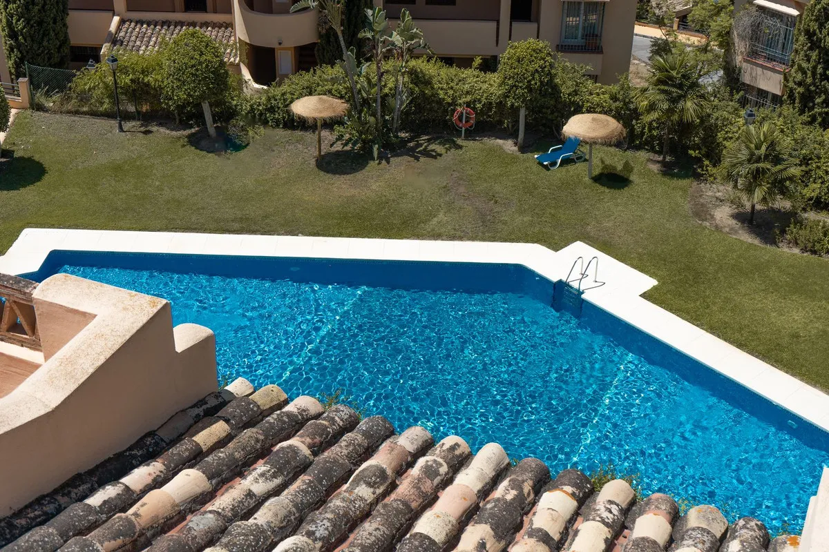 70911cdf-9bbe-41fe-ba18-ee160cb74411