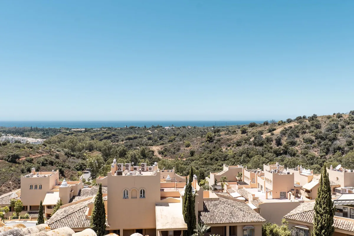 a4e14a09-6b03-42e5-a728-b4dfdc3df44e