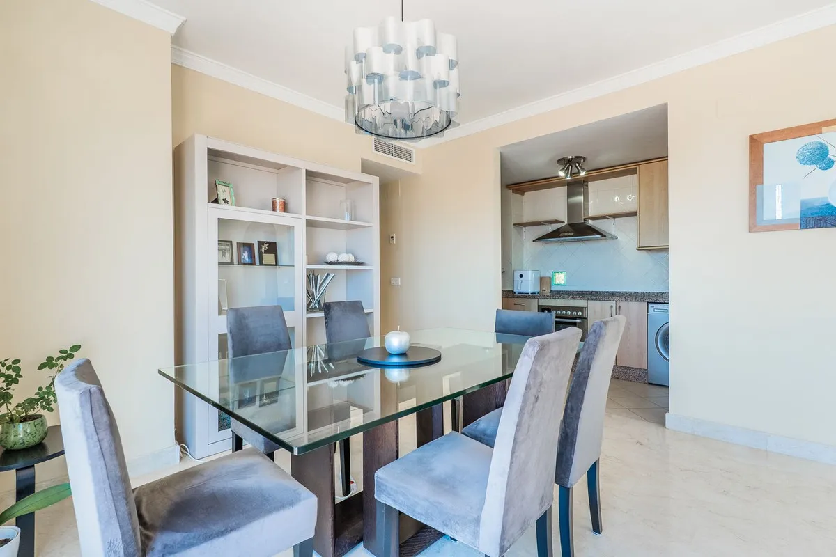 af577fb5-c0f2-41a9-a720-46e4ae264a97