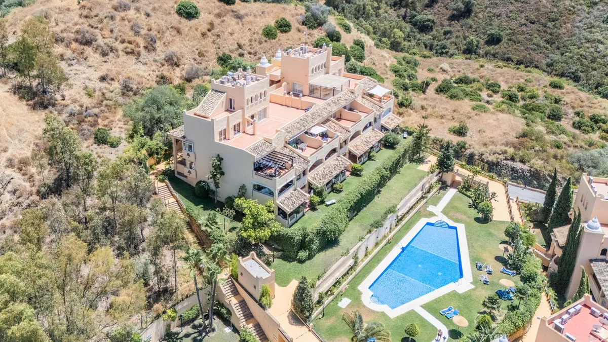 be63ace8-7ec7-4b41-b232-702399742b8f